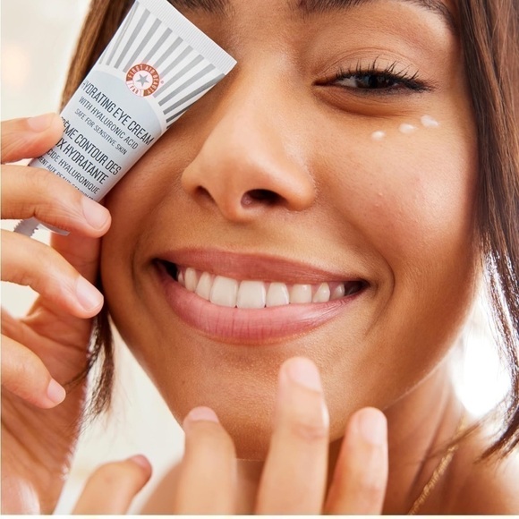 First Aid Beauty Hydrating Eye Cream With Hyaluronic Acid 0.5 Oz.  – Brand New - Picture 6 of 13